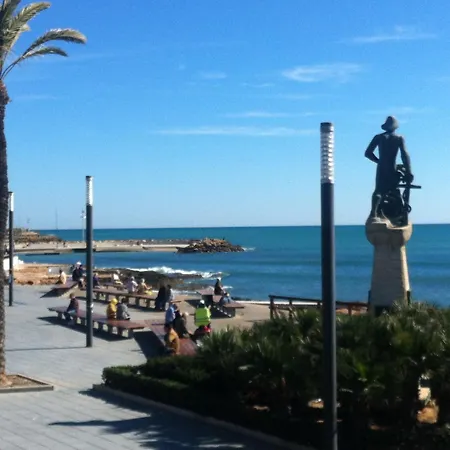 Homely Islandia Apartment Torrevieja